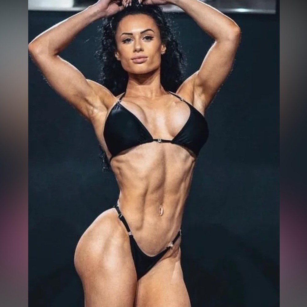 Toxic Angelz competition posing suit